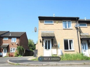 End terrace house to rent in Pinels Way, High Wycombe HP11