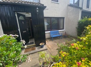 End terrace house to rent in Seacot, Leith Links, Edinburgh EH6