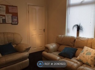 Room to rent in Store Street, Sheffield S2
