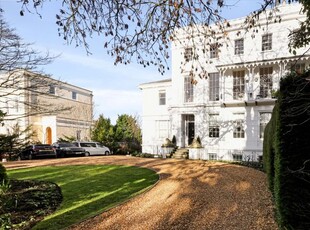 Flat for sale in 107 The Park, Cheltenham, Gloucestershire GL50