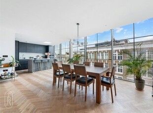 Flat for sale in Curtain Road, London EC2A