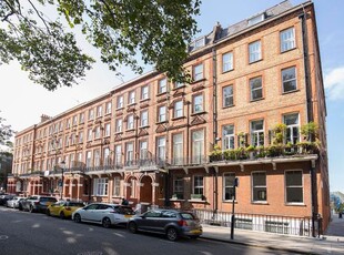 Flat for sale in Nevern Square, London SW5