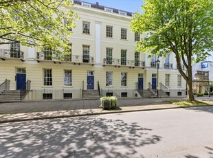 Flat for sale in The Broad Walk, Imperial Square, Cheltenham, Gloucestershire GL50