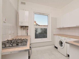 Flat to rent in 10150 Gloucester Road North, Filton, Bristol BS7