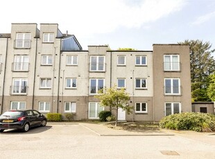 Flat to rent in 25B Cairnfield Place, Bucksburn, Aberdeen AB21