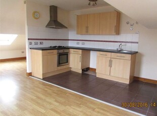 Flat to rent in Back Lord Street, Halifax, West Yorkshire HX1
