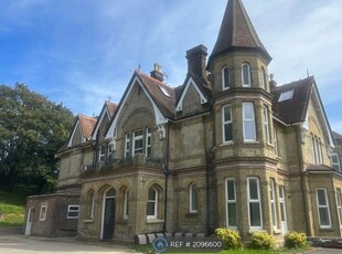 Flat to rent in Beatrice Avenue, Shanklin PO37
