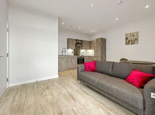 Flat to rent in Block F, Victoria Riverside, Leeds City Centre LS10