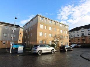 Flat to rent in Bobbins Gate, Paisley PA1