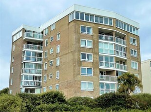 Flat to rent in Boscombe Cliff Road, Boscombe, Bournemouth BH5