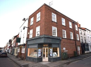 Flat to rent in Church Street, Leominster HR6