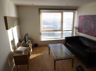Flat to rent in Clarence House, Leeds LS10