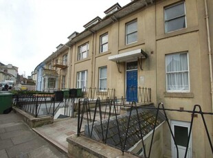 Flat to rent in Clifton House, Torquay TQ1