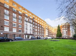 Flat to rent in Eyre Court, St Johns Wood NW8