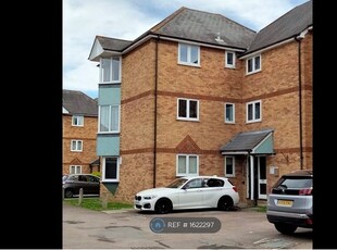 Flat to rent in Grantchester Court, Highwoods, Colchester CO4