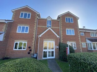 Flat to rent in Great Meadow Road, Bradley Stoke, Bristol BS32