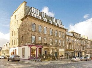 Flat to rent in Howe Street, New Town, Edinburgh EH3