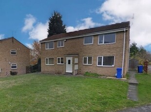Flat to rent in Meadowcroft Glade, Westfield, Sheffield S20