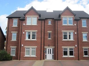 Flat to rent in Merlin Court, Carlisle CA2