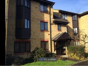 Flat to rent in Perrin Place, Chelmsford CM2