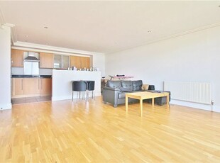 Flat to rent in Point Wharf Lane, Brentford TW8