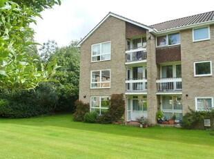 Flat to rent in Pulker Close, Oxford OX4