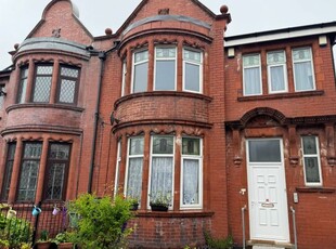 Flat to rent in Raikes Parade, Blackpool FY1