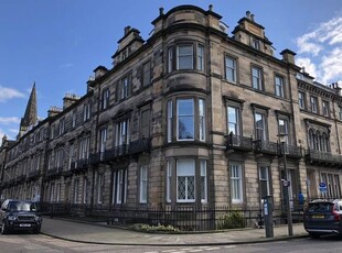 Flat to rent in Rothesay Place, West End, Edinburgh EH3