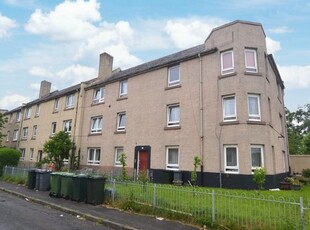 Flat to rent in Royston Mains Gardens, Edinburgh EH5
