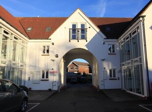 Flat to rent in Somerset Mews, Portishead BS20