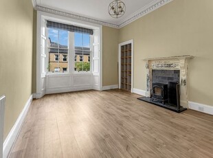 Flat to rent in St Leonards Street, Newington, Edinburgh EH8