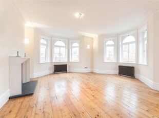 Flat to rent in St Marys Mansions, St Marys Terrace W2