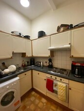 Flat to rent in Tay Street, Polwarth, Edinburgh EH11