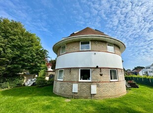 Flat to rent in The Clock, 321 Sandbanks Road, Lilliput BH14