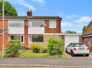 Property for sale in Park Lane, Whitefield, Manchester M45