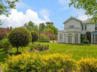Property for sale in Upper Ladyes Hill Kenilworth, Warwickshire CV8