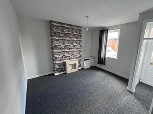Property to rent in Bolton Old Road, Atherton, Manchester M46