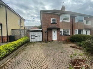 Property to rent in Glenfield Road, Darlington DL3