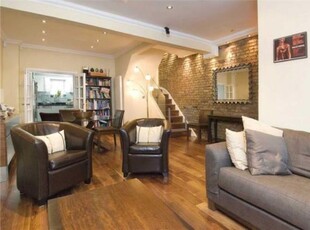 Property to rent in Violet Hill, St John's Wood, London NW8