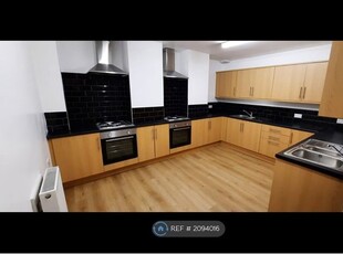 Room to rent in Beacon Hill Road, Halifax HX3