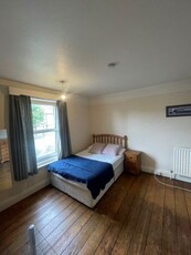 Room to rent in Bennett Road, Bournemouth BH8
