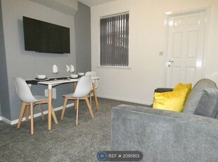 Room to rent in Elgin Street, Stoke-On-Trent ST4