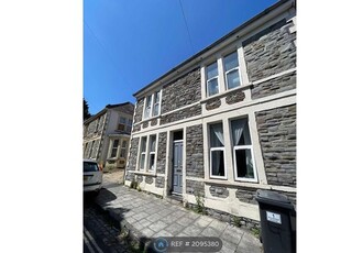 Semi-detached house to rent in Brookfield Avenue, Bristol BS7