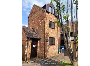 Semi-detached house to rent in Malthouse Square, Princes Risborough HP27