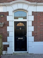 Semi-detached house to rent in Marsh Road, Luton LU3