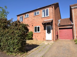 Semi-detached house to rent in Maynard Close, Bradwell, Milton Keynes MK13