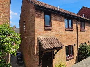 Semi-detached house to rent in Russell Road, Salisbury SP2