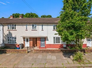 Terraced house for sale in Magnolia Road, London W4