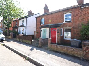 Terraced house to rent in Alleyns Road, Old Town, Stevenage SG1