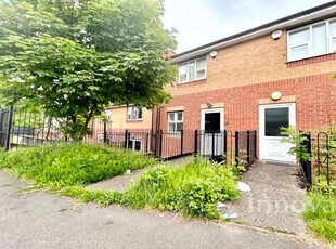 Terraced house to rent in Beacon View Road, West Bromwich B71